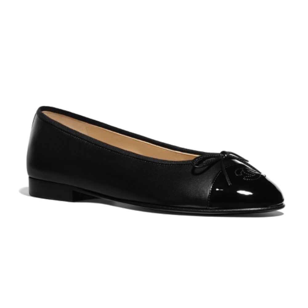 Chanel Lambskin & Patent Calfskin Ballerina Flats